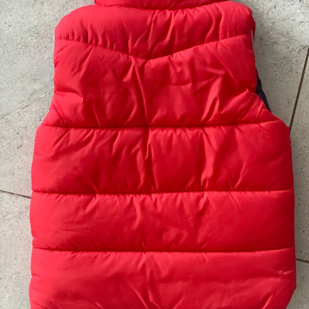 Pumpkin Patch Children’s size 2 sleeveless puffer vest/jacket. - Picture 5 of 8